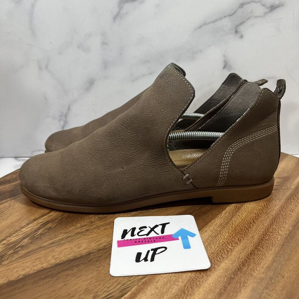 Womens size 10-KODIAK Brown Low Rider V-Cut Leather Slip On Loafer Booties